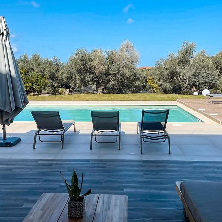 Villa Aelia I Modern & Ideal For Large Groups Galatás المظهر الخارجي الصورة