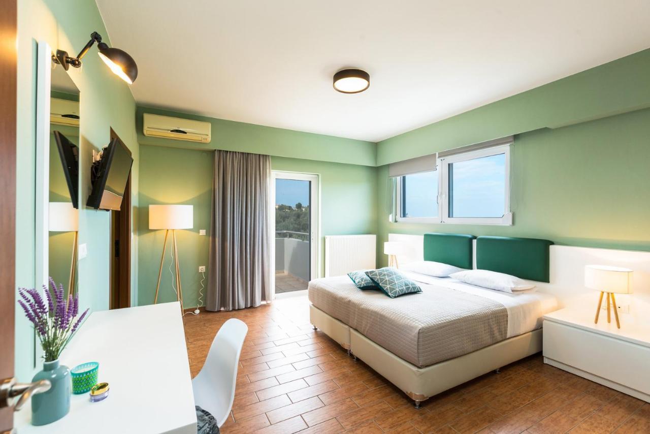 Villa Aelia I Modern & Ideal For Large Groups Galatás المظهر الخارجي الصورة