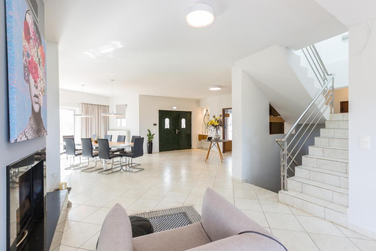 Villa Aelia I Modern & Ideal For Large Groups Galatás المظهر الخارجي الصورة