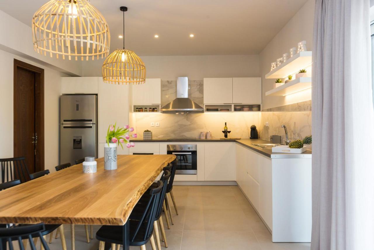 Villa Aelia I Modern & Ideal For Large Groups Galatás المظهر الخارجي الصورة